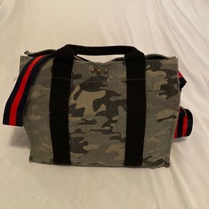 Pretty Simple Crossbody bag